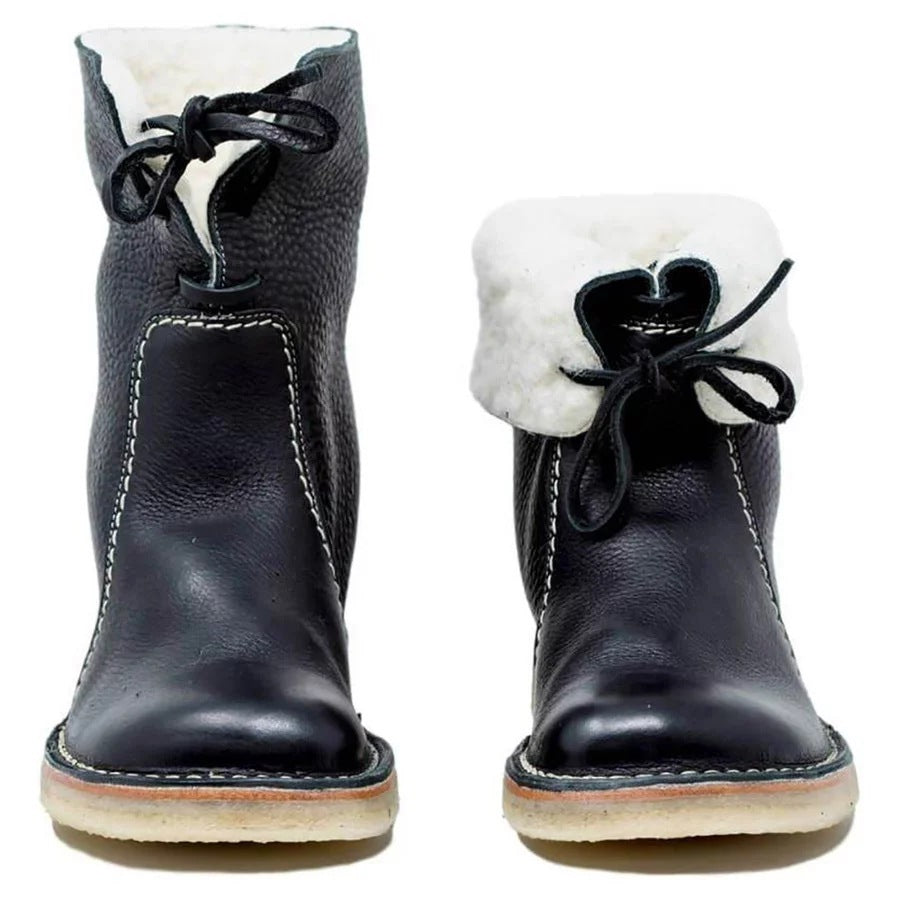 Bottes Martin femme à semelle plate.