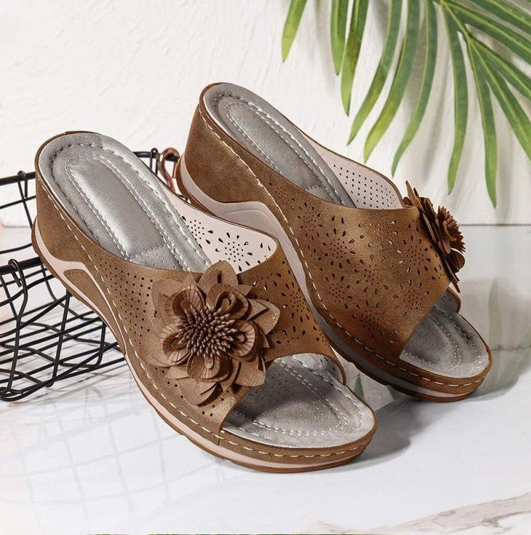 Mules Fleurs – Confort et Quotidien