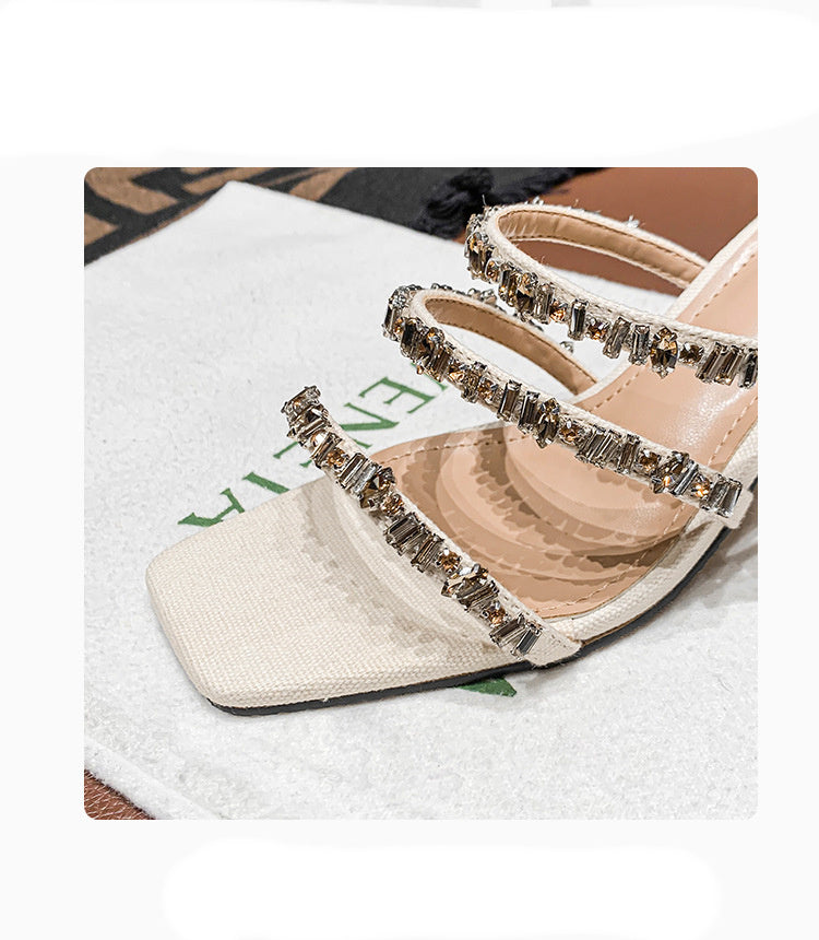 Sandales à talon épais avec pierres et strass